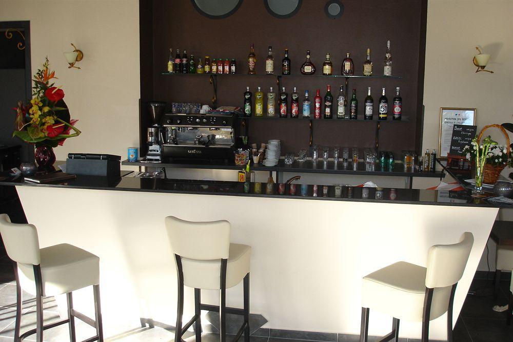 阿多尼斯萨那丽洗浴大酒店 滨海萨纳里 外观 照片