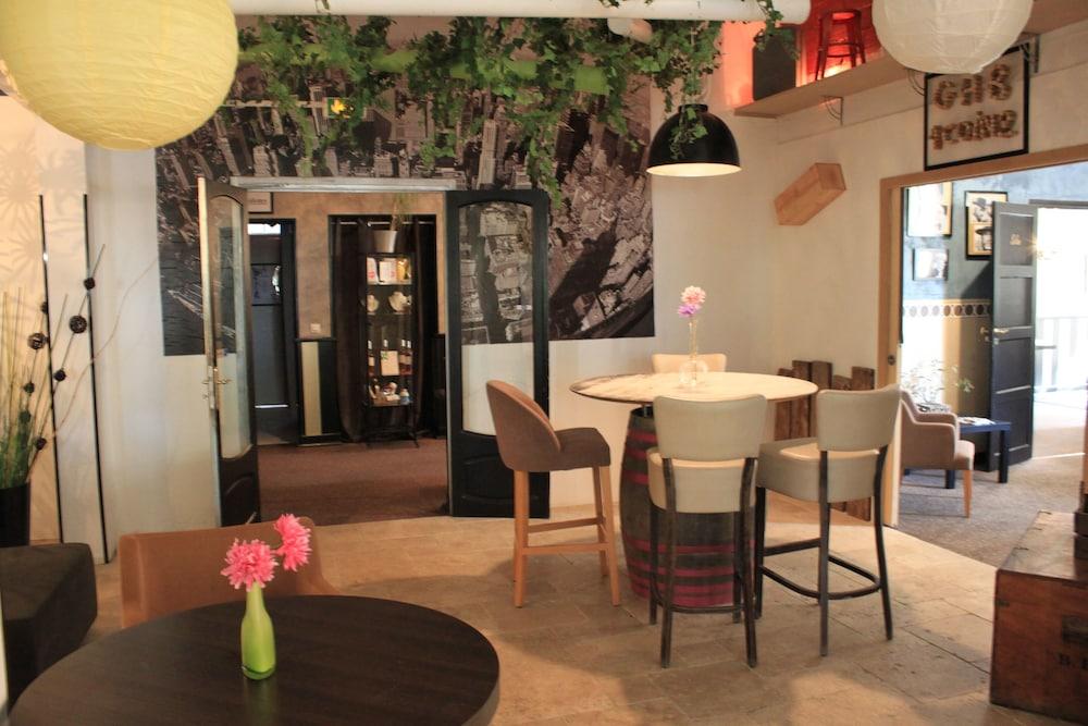 阿多尼斯萨那丽洗浴大酒店 滨海萨纳里 外观 照片